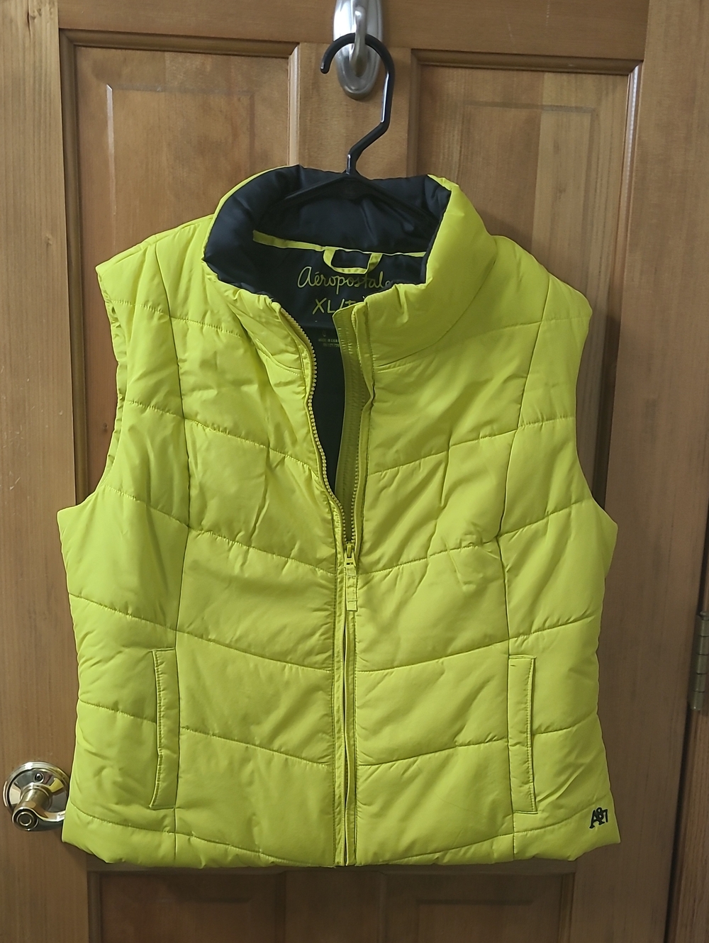Aeropostale Women's Neon Yellow Quilted Puffer Vest